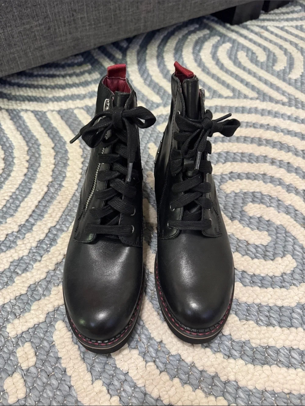 PIKOLINOS unworn statement without